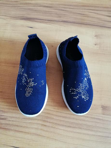 Dievčenské plátenky, 31