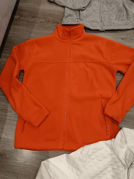 Mikiny veľkosť m, m