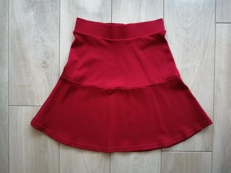 Dievčenská alebo dámska xs sukňa, xs