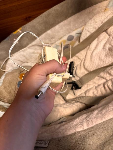 Elektrická hojdačka ingenuity,