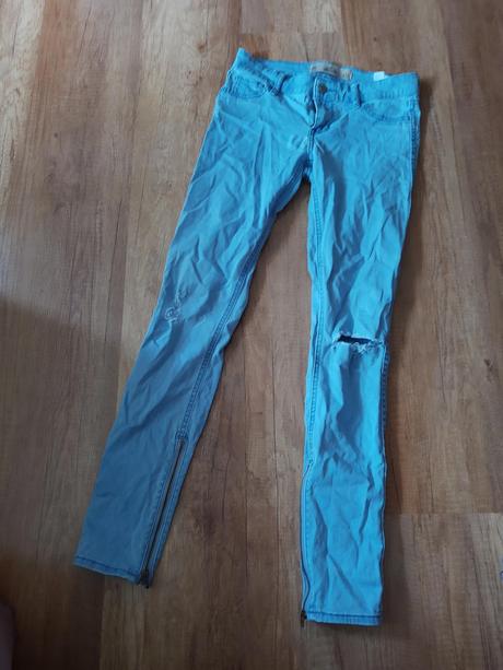 Dievcenske rifle, hollister,158