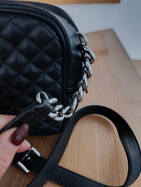 Čierna kabelka guess, guess