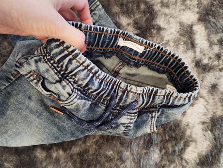 Rifle/joggers, reserved,104