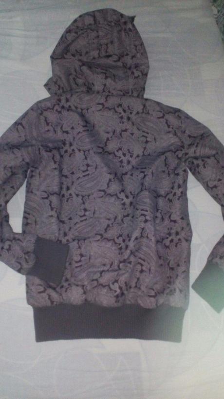 Vetrovka, authority,34