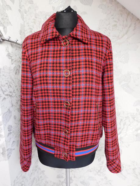 Kvalitna vlnena bunda, 38