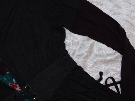 Luxusne pekne upletove saty, s