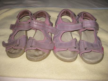 Sandále, baťa,33