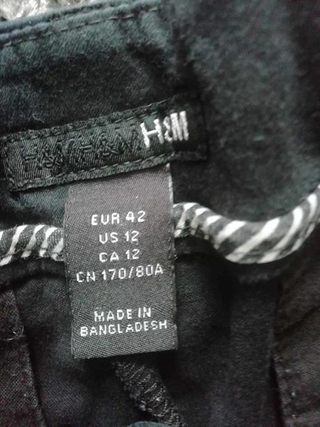 Čierne kraťasy, h&m,42