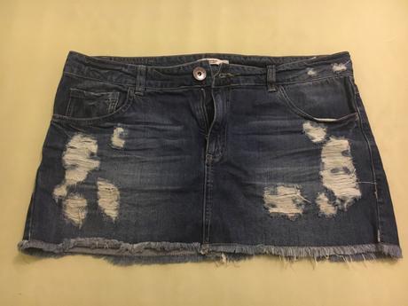 Sukňa, stradivarius,40