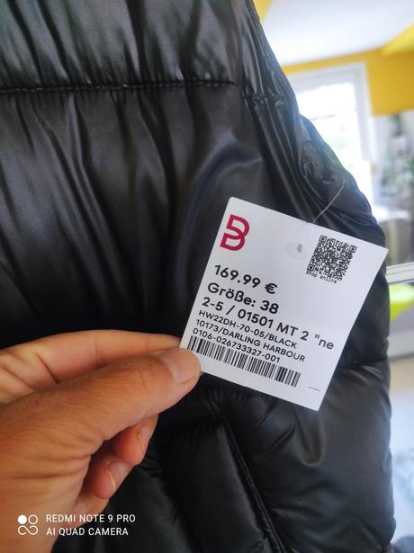 Značková dlhá prešívaná vesta c.m, m