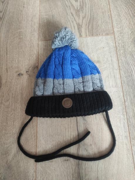 Čiapka, reserved,68