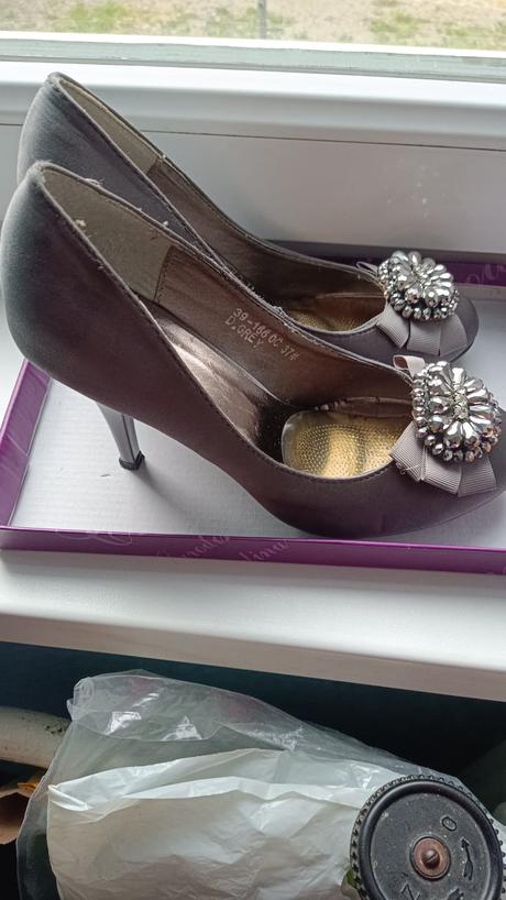 Lodičky s aplikáciou, 37