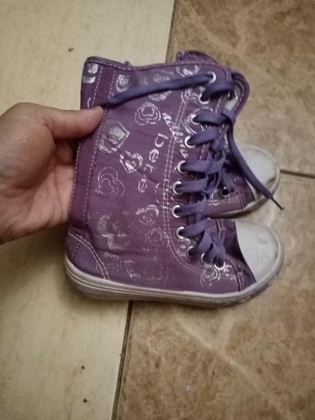 Dievčenske vyvisene botasky, 29