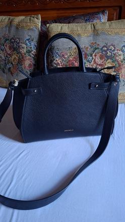 Tmavomodrá kabelka coccinelle, coccinelle