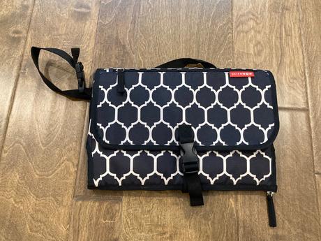 Skip hop prenosna prebalovacia podlozka s taskou,