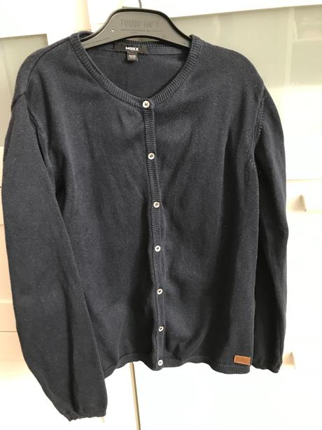 Svetrík na gombíky, mexx,134