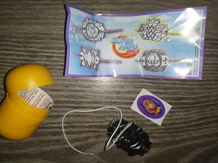 Kinder super heroes girl, 