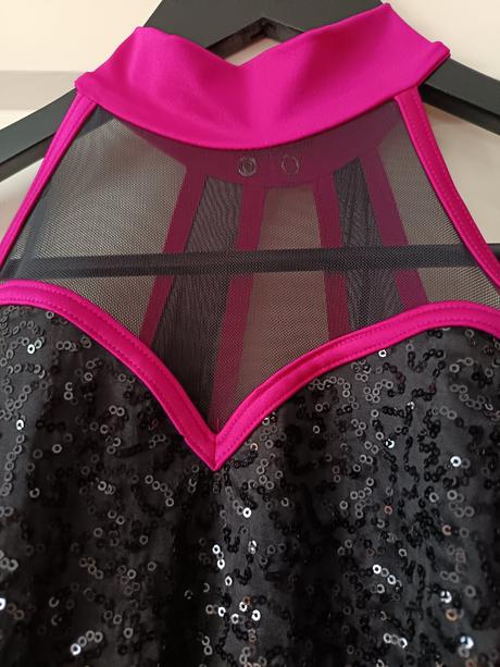 Tanecne saty pre slecnu cca vek 4-5 r., 98