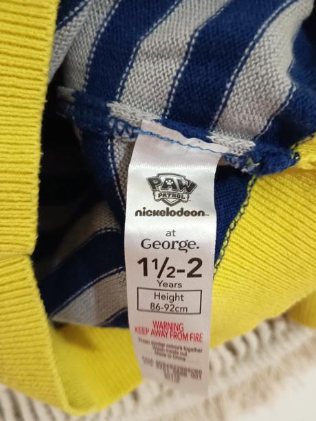 Svetrík paw patrol, nickelodeon,92