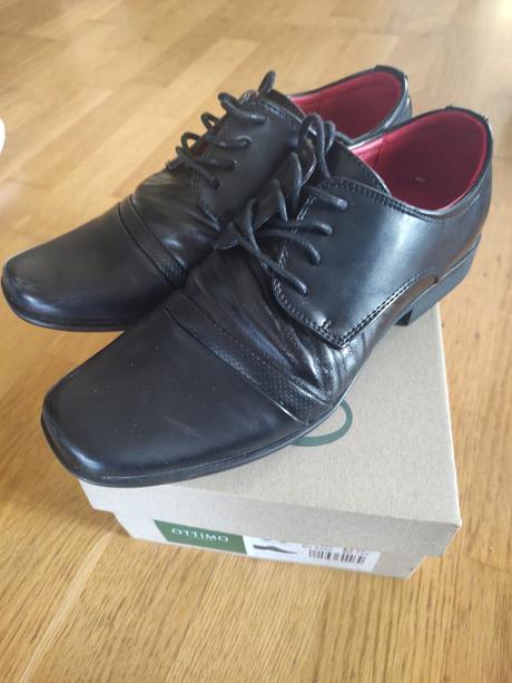 Topánky na 1sv. prijimanie, 36