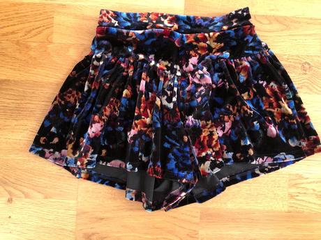 Prekrasne kratasy/sukna next, 122, next,122