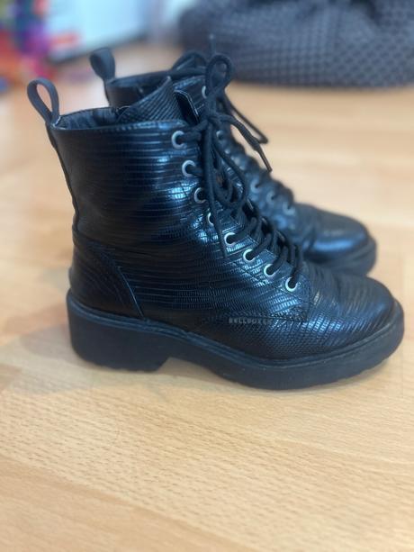 Čižmy 37 bullboxer, 37