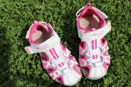 Dievčenské sandále, 25