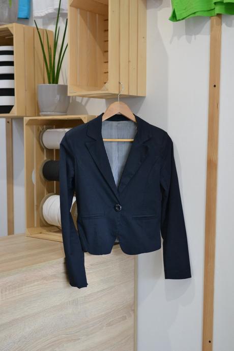 Tmavomodré sako s, s