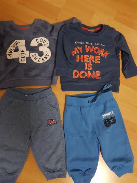 Mikiny a tepláky, f&f,68