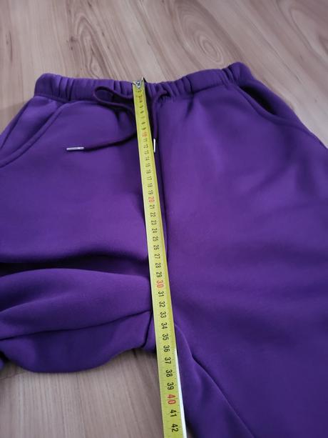 3ks tepláky nové, xs