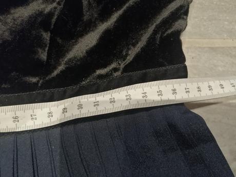 Luxusné zamatové šaty mint&berry v36-38, 36