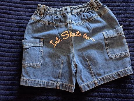 Riflové šortky, 86