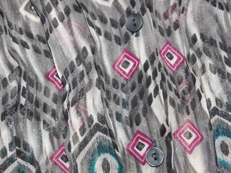 Kvalitna pekna košelova bluzka, 48