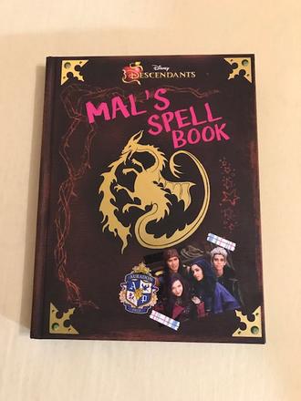 Descendants - mal's spell book, 