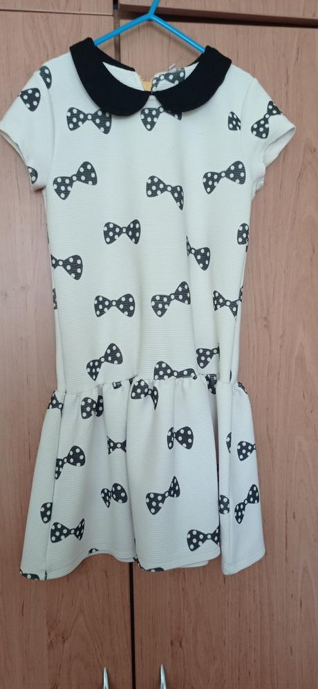 Dievčenské šaty, 134