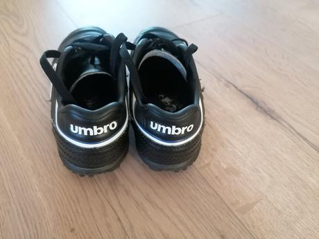 Kopačky umbro, 32