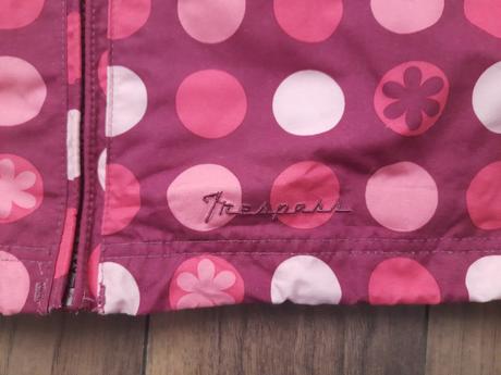 Nepremokova bunda trespass, 122