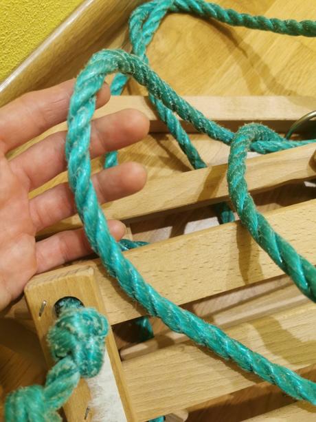 Detska drevena hojdacka, 