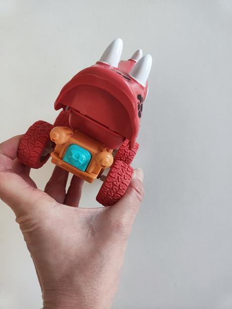 Auto na zotrvačnik, 