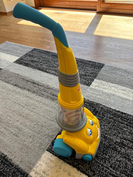 Vysávač playskool,