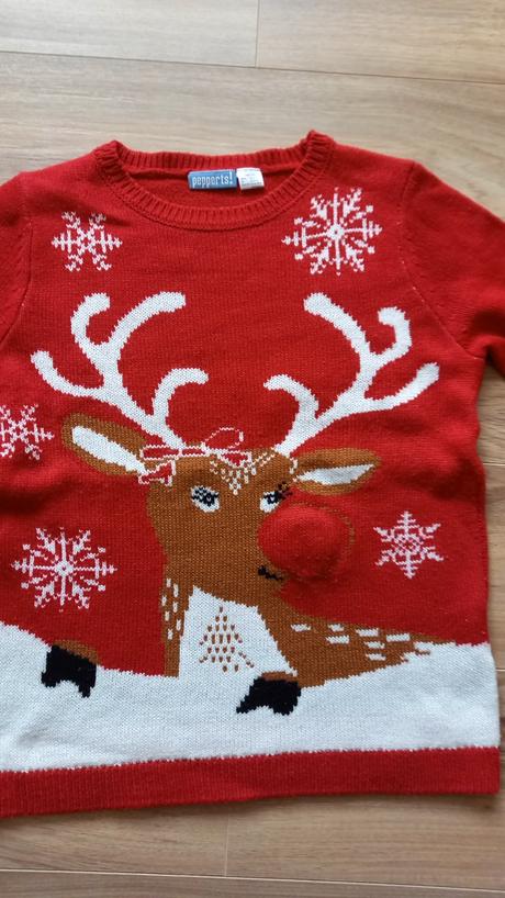 Vianočný pulover so sobíkom, 146