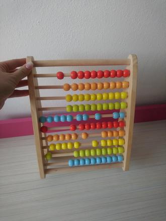 Drevené počítadlo,