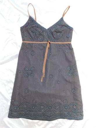 Kvalitne velmi pekne šaty, 36