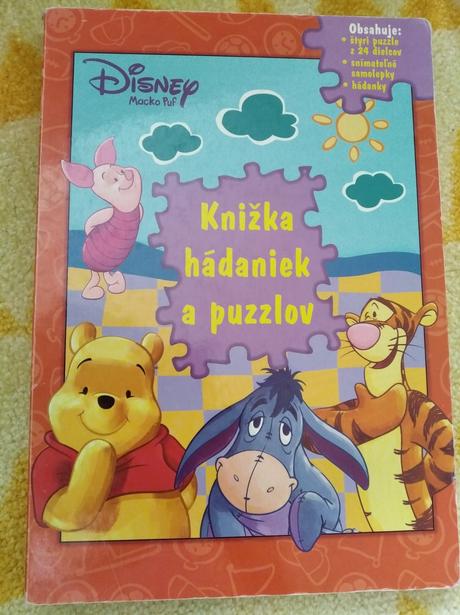 Macko puf - knižka s nálepkami a puzzle,
