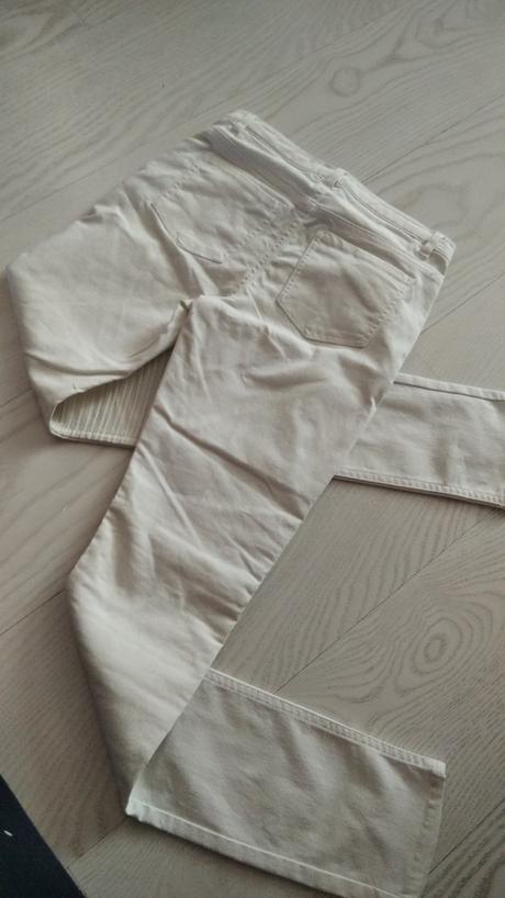 Biele rifle, h&m,158