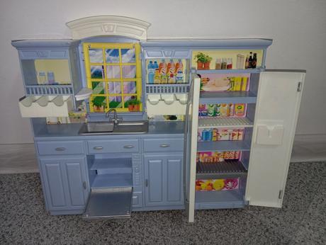 Modrá kuchynka pre barbie, 