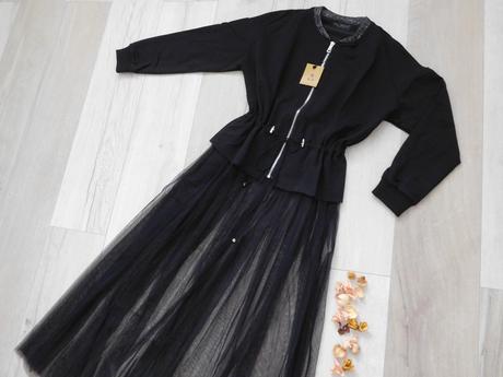 Mikinky bavlnené s tilovou suknicou s/m nová, 36