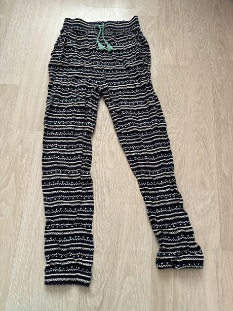 Dievčenske voľné nohavice, charles vögele,152