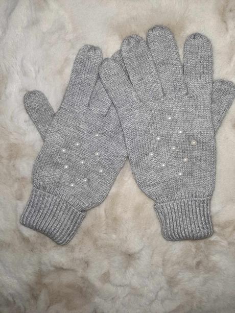 Rukavice zara s perlickami, zara
