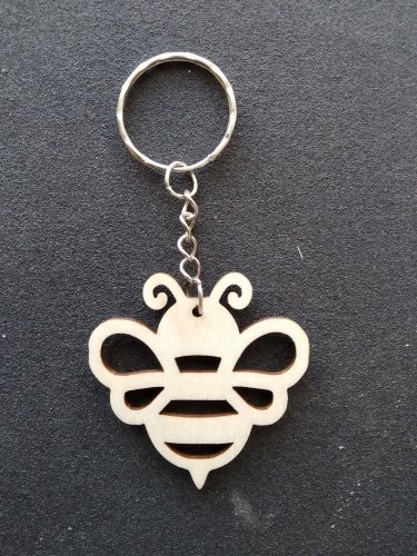 Prívesky / kľúčenky včielka, 